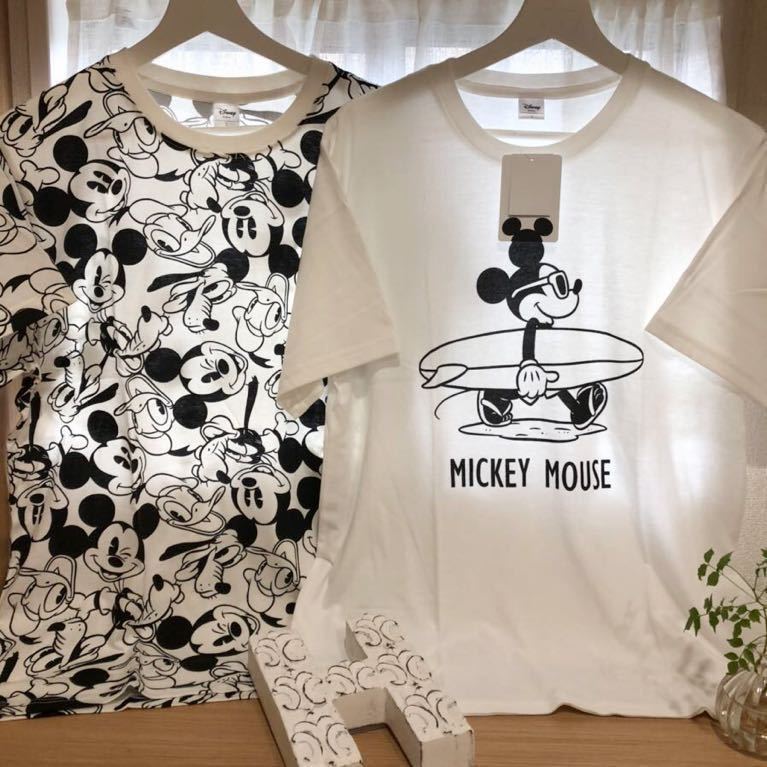 新品 Disney ミッキー フレンズtシャツ モノトーン2点セット メンズlサイズ ペア 双子コーデ 女性にも 新品 の落札情報詳細 ヤフオク落札価格情報 オークフリー スマートフォン版