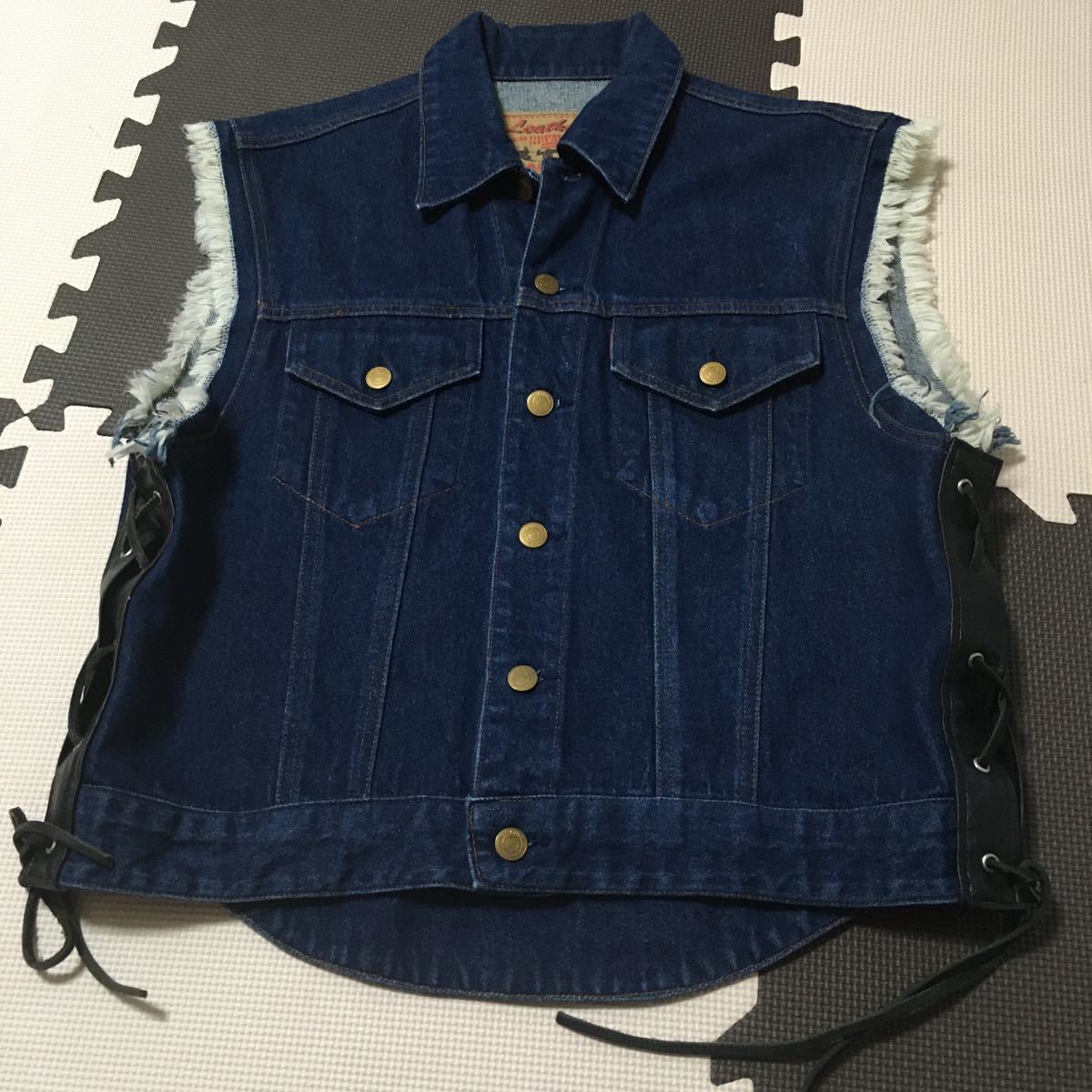 カドヤKADOYA 編み上げレザー切替デニムベストLL｜ベスト