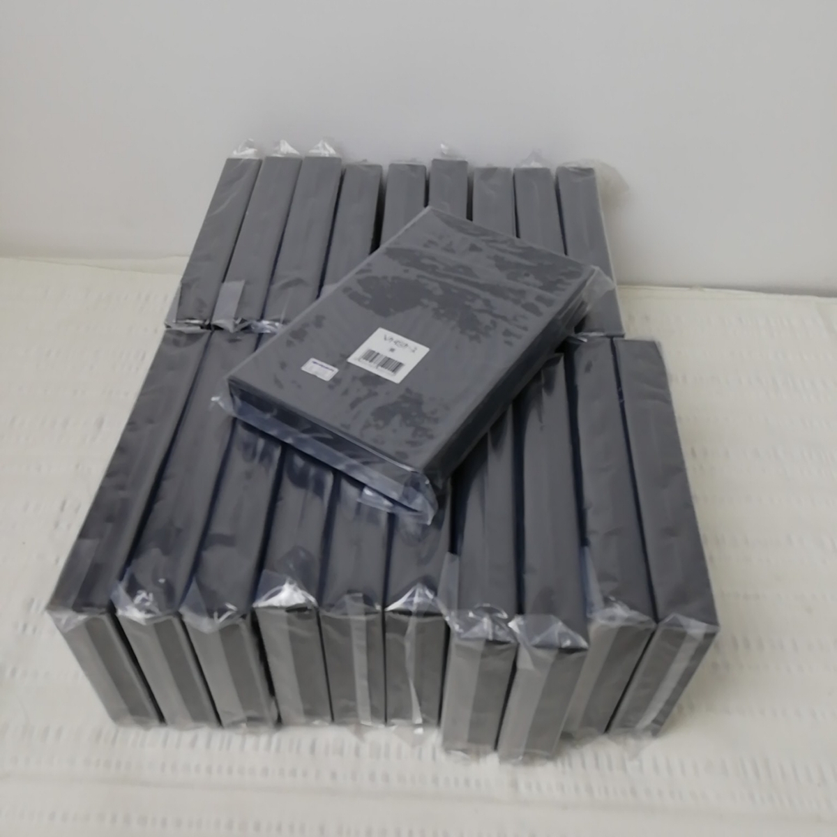 新品】ビデオ用 ハードケース 20個セット 黒 プラスチック VHSケースの