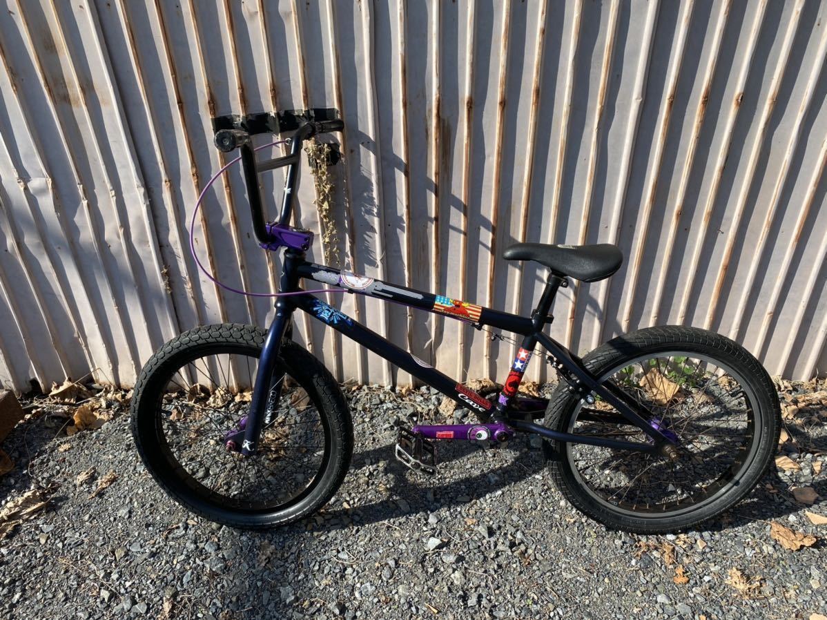 KINK BMX 20インチ 黒・紫 Kink 2025 Downside Bike Hazy Purple 20.75