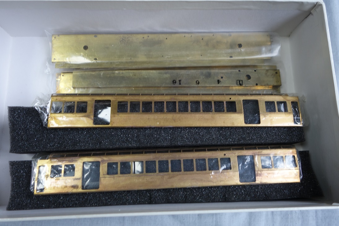 マッハ模型製阪急1010系2両真鍮製キット（HOゲージ）一部仕掛の落札