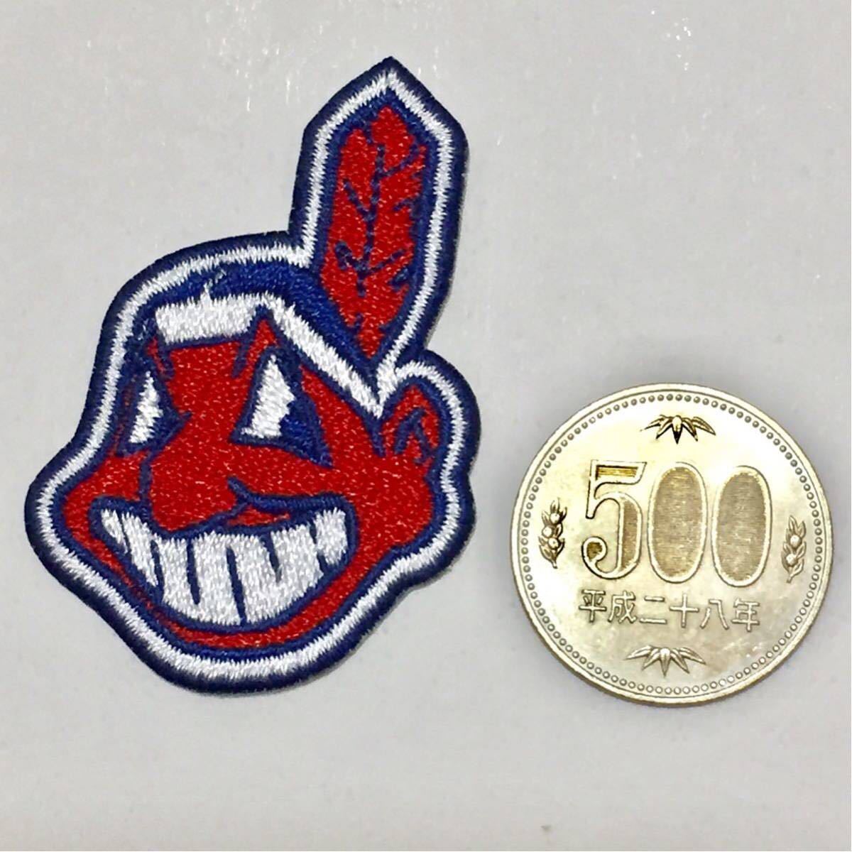 新品 Mlb クリーブランド インディアンス 顔 ミニサイズワッペン 約5cm ２枚セット 青 の落札情報詳細 ヤフオク落札価格情報 オークフリー スマートフォン版
