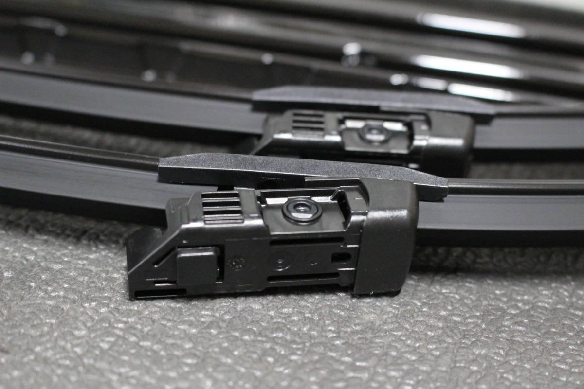 メルセデス　ベンツ 純正　フロント　ワイパー A2128201800 W212 Eクラス用 ベンツ純正品 フロントワイパー A2128201800