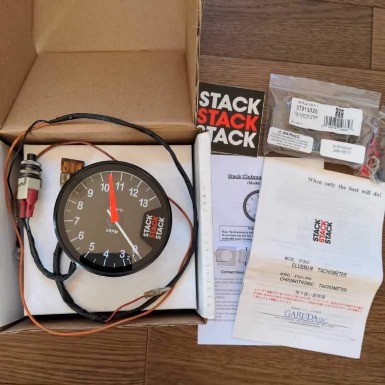 ☆琉球紅型☆末吉安久作 半折扁額 大型芭蕉布「吉祥馬図」