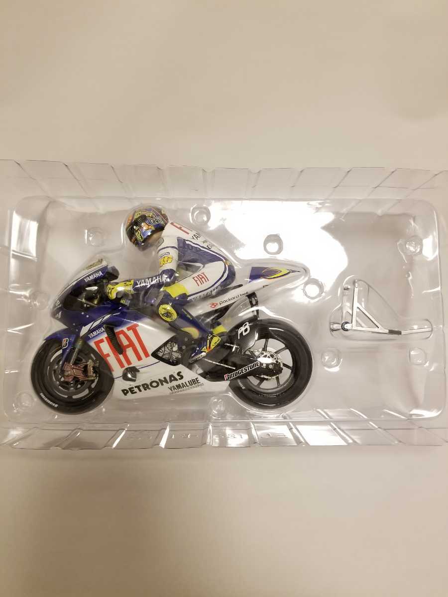 ミニチャンプス 1/12 FIAT YAMAHA YZR-M1 VALENTINO ROSSI