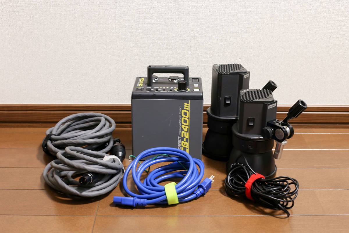 Comet CB-2400 IV コメット ストロボ ジェネ 完動品。