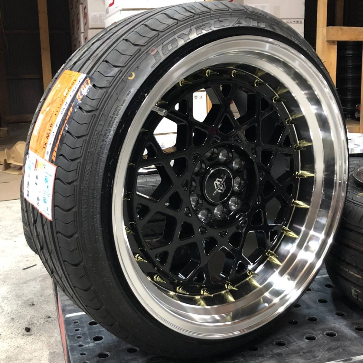 新品】超絶引っ張り!! 195/40R17タイヤセット♪17インチ9J+20 5h100