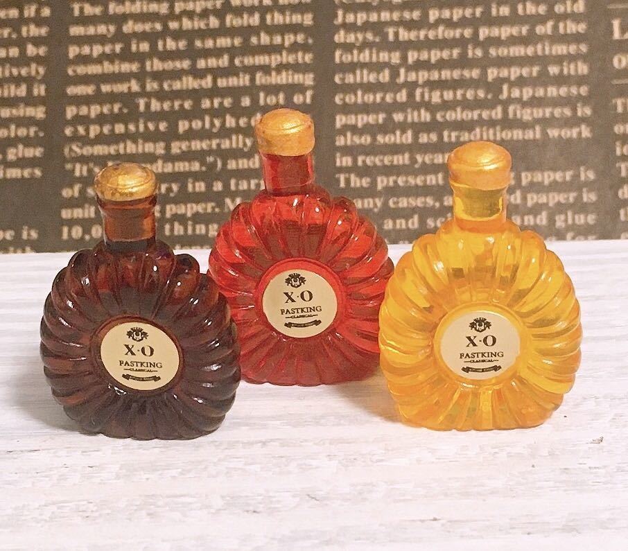 新品 04 ブランデーボトル3本セット ミニチュア 酒瓶 ドールハウス プラスチック製品 蓋は開きません 飲み物ではありません の落札情報詳細 ヤフオク落札価格情報 オークフリー スマートフォン版