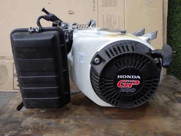F368 ホンダ Honda Gp0 Ohv 5馬力 3 7kw ガソリン エンジン 汎用エンジン 発動機 耕耘機 除雪機 196cm3 リコイルスターター式 未使用 の落札情報詳細 ヤフオク落札価格情報 オークフリー スマートフォン版 F368 ホンダ Honda Gp0 Ohv 5馬力 3 7kw ガソリン エンジン 汎用エンジン 発動機 耕耘機 除雪機 196cm3 リコイルスターター式 未使用 の落札情報詳細 ヤフオク落札価格情報 オークフリー スマートフォン版