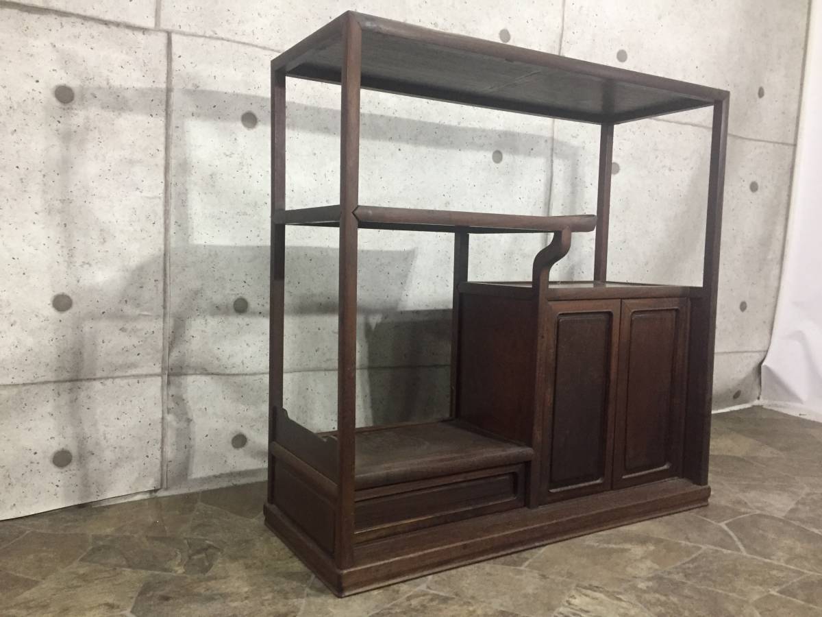 茶箪笥 箪笥 飾り台 茶道具 キャビネット 木製 サイドボード 違い棚付き 映画備品 舞台備品 レトロ ディスプレイ台 古時家 の落札情報詳細 ヤフオク落札価格情報 オークフリー スマートフォン版
