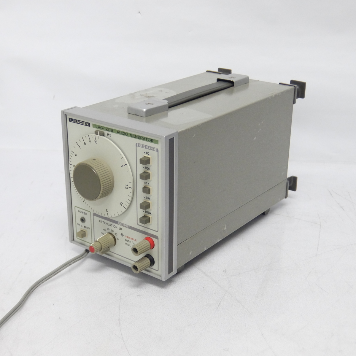 LEADER LAG-120B AUDIO GENERATOR（低周波発振器）【中古/未校正・訳