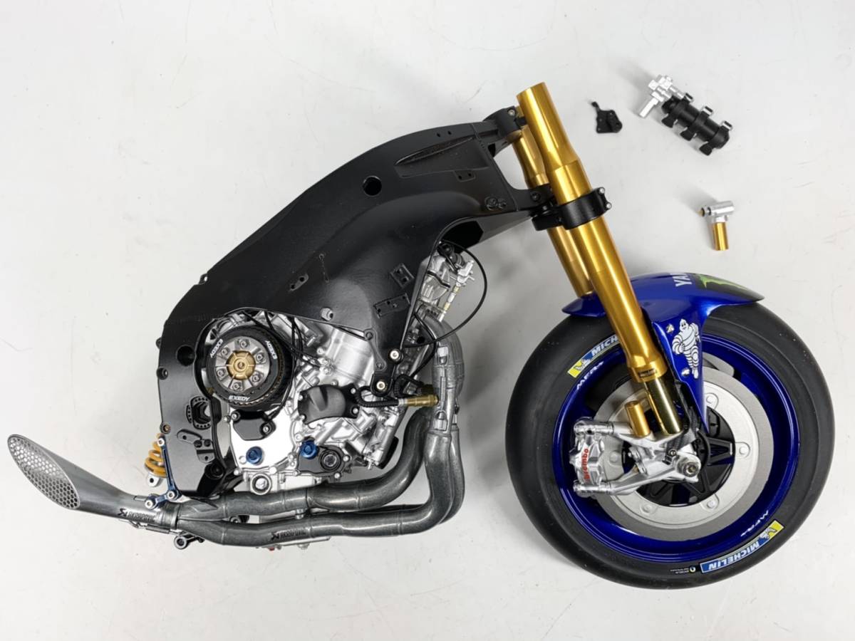 ディアゴスティーニ　Yamaha YZF-M1  1/4 ディアゴスティーニ Yamaha YZF-M1 1/4 【公式通販】