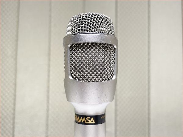 RAMSA RAMSA WM-8000 2本 WM-8000 ダイナミック マイクロフォン 美品