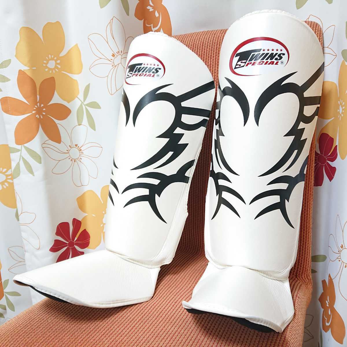 最強ホールド ツインズ レガース XL TWINS 最強ホールド ツインズ レガース XL TWINS