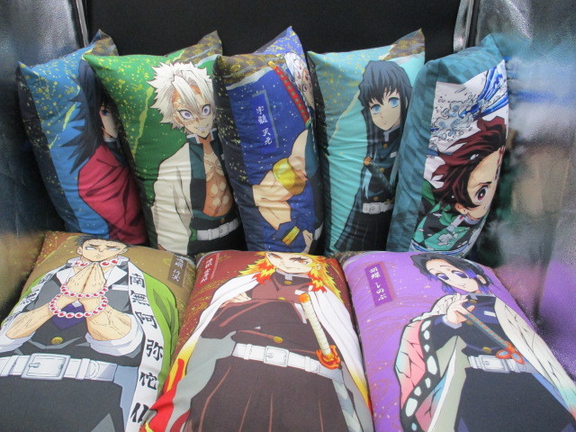 mu0422/13/28 鬼滅の刃 メガジャンボクッション 8点セット 竈門炭治郎