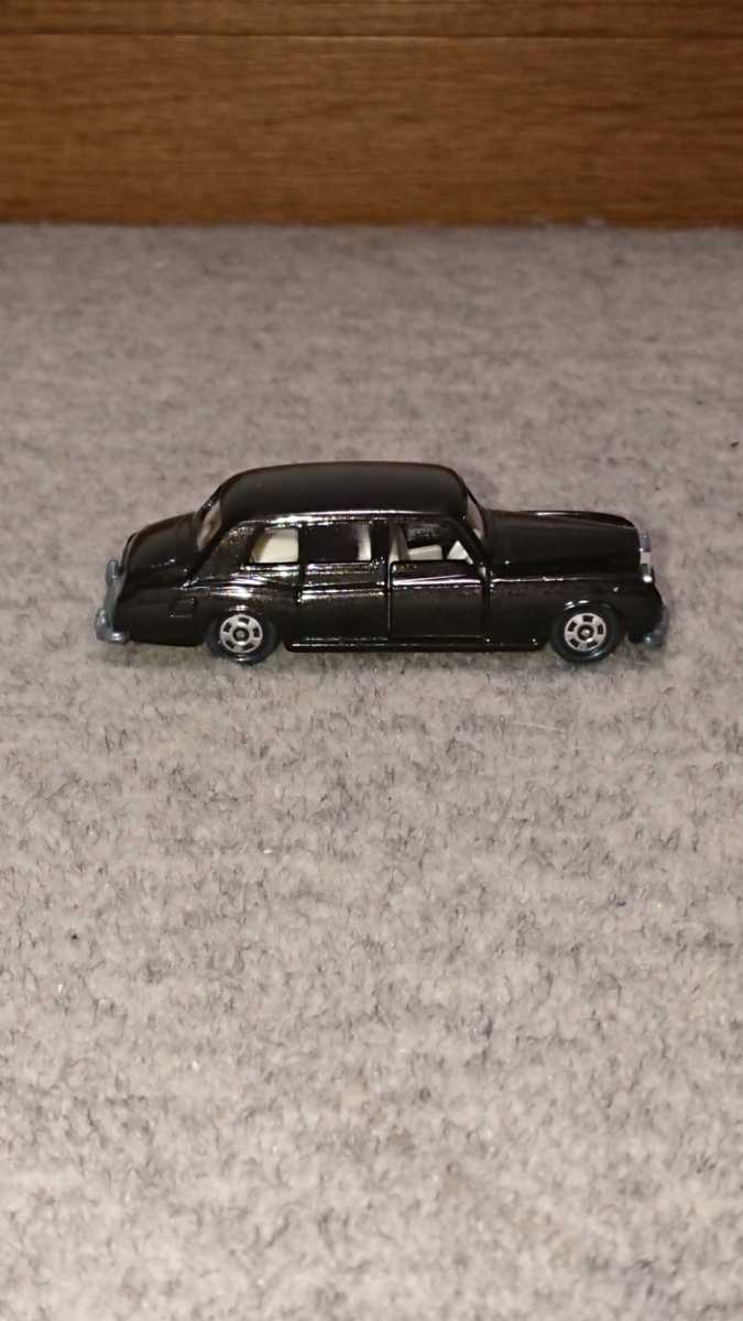 陽 憧憬 古い トミカ ミニカー ロールスロイス 日本製 昭和レトロ Tomica 高級車 実物は高価で簡単に乗れませんね の落札情報詳細 ヤフオク落札価格情報 オークフリー スマートフォン版