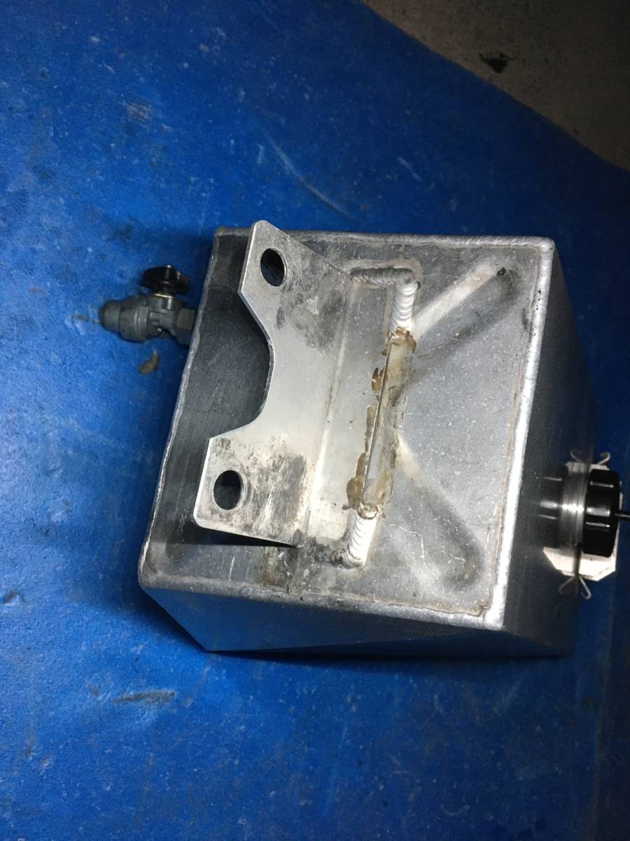 モリワキmh80タンク　コック付き モリワキmh80タンクコック付き