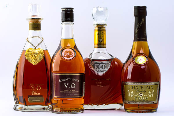 神奈川県民限定販売 Nikka ニッカ ブランデーxo Deluxe Suntory サントリー Vo Xo Chatelain シャトランvsop ブランデー 4本セット 4008 の落札情報詳細 ヤフオク落札価格情報 オークフリー スマートフォン版