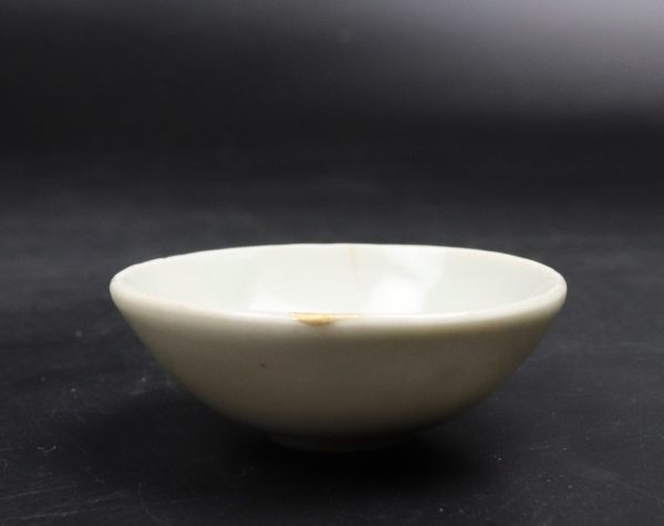 いただける 初期伊万里 白磁 盃 酒器 eRZXf-m59535309338 いです - www 送料無料ギフト 初期伊万里 白磁鎬盃 江戸初期 陶芸