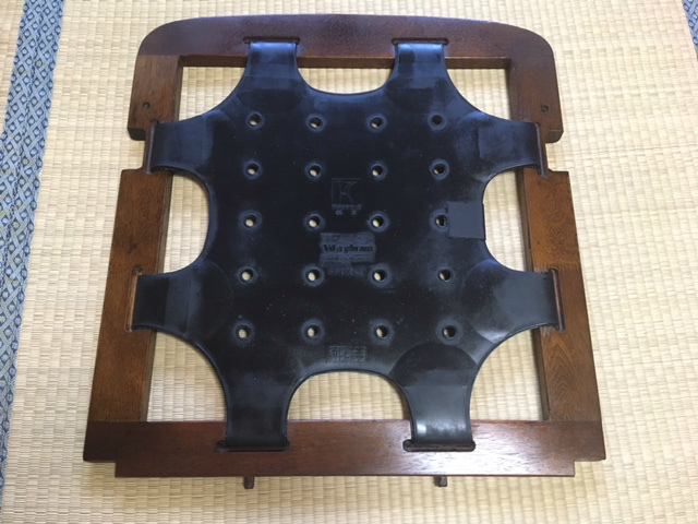 訳あり❗️ 飛騨産業 キツツキ アームチェア 穂高 バイタフラム破損