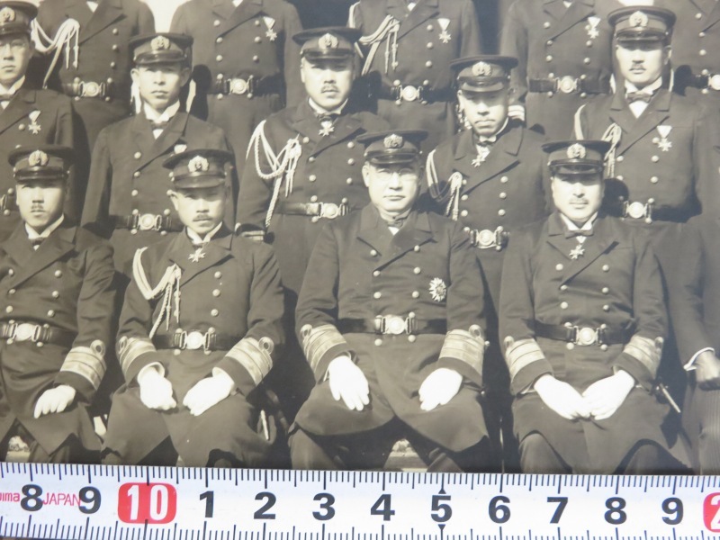 野村吉太郎 海軍中将 大正７年 横須賀鎮守府 幹部 集合写真 通常礼装 一瀬 信一 中将 海兵 軍令部 参謀 艦長 司令官 地中海遠征 根拠地隊 の落札情報詳細 ヤフオク落札価格情報 オークフリー スマートフォン版