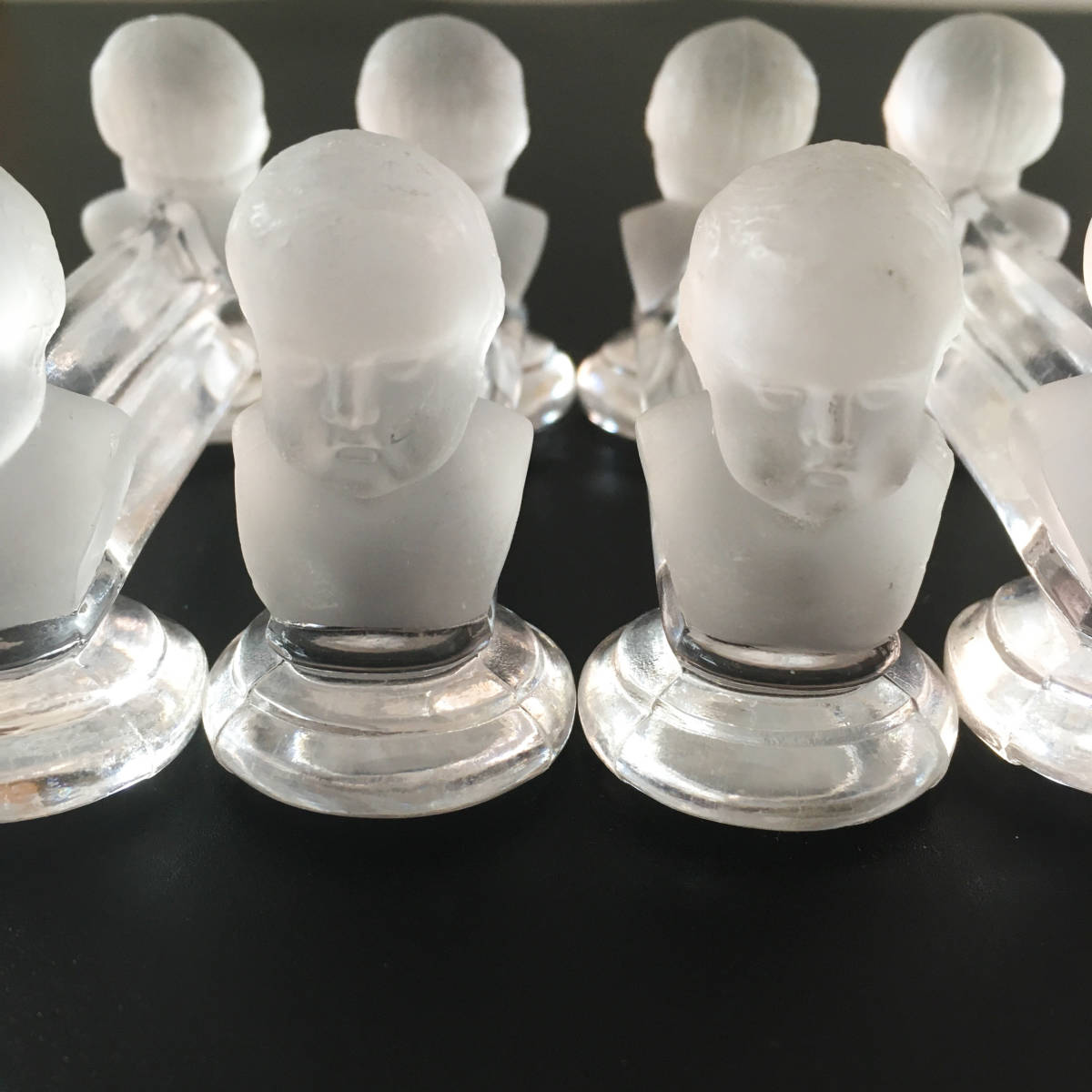 ヴィンテージ baccarat/バカラのクロスのペンダント 彫刻あり アクセサリー