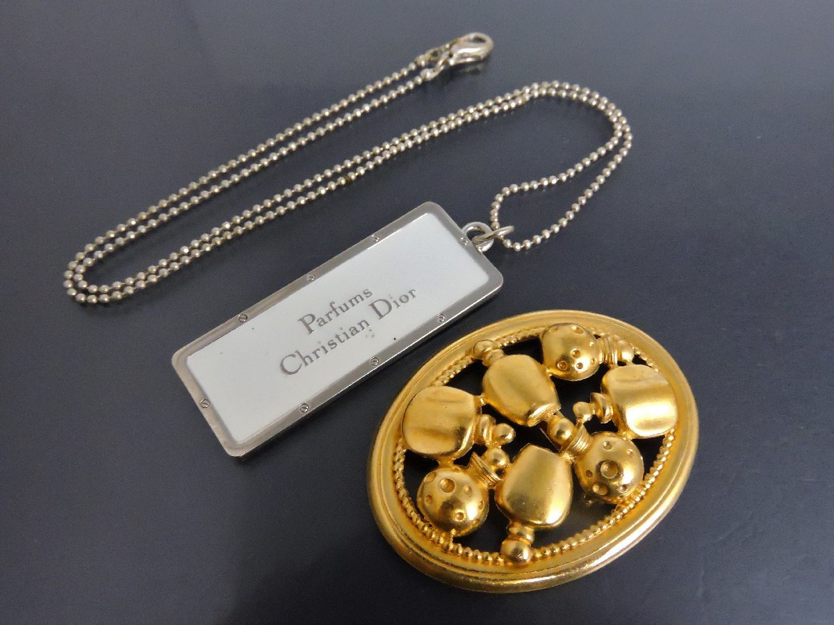 新品】即決☆Christian Dior ディオール ロゴ ブローチ ノベルティ 美 新作☆ Christian Dior ブローチ 香水ノベルティ ロゴ ブローチ/コサージュ