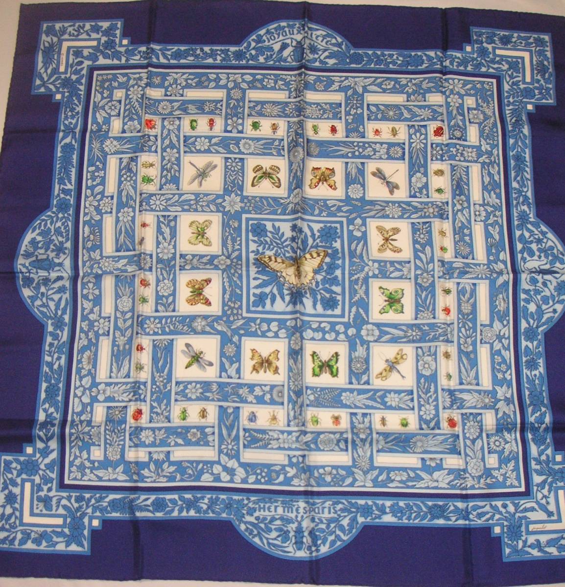 目立った傷や汚れなし】[夏の宝石 Joyaux de l'ete]エルメススカーフ