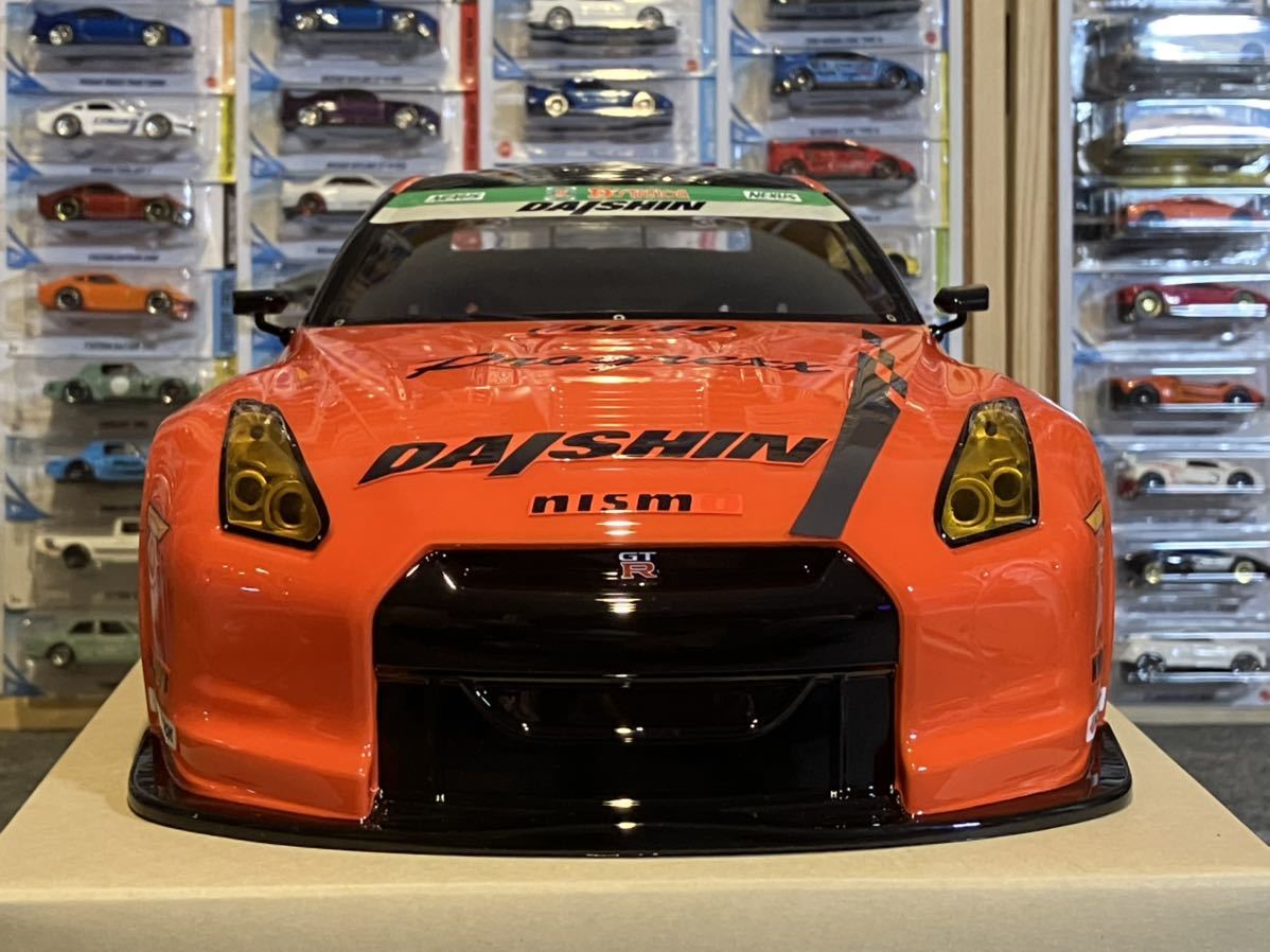 Amazon.co.jp: タミヤ ラジコン 日産 GTR R35 塗装済