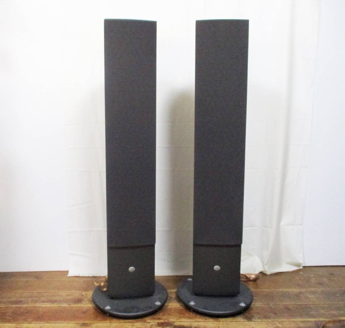 LINN KOMPONENT 104 ペア 音出し確認済み Linnのスピーカーケーブル5mペアのオマケ付き リンの小型3Wayスピーカー Yahoo!オークション -「linn スピーカー」(オーディオ機器) の落札相場