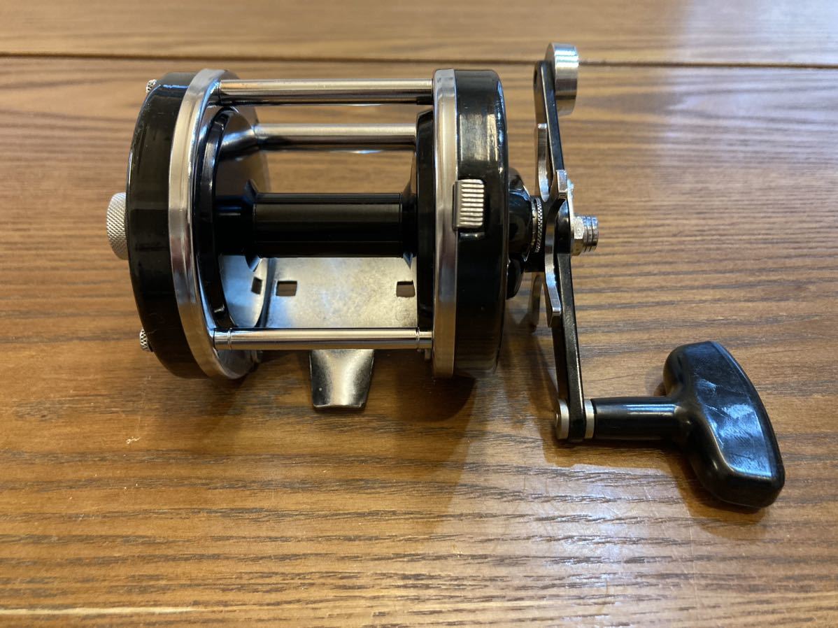 アブガルシアABUアンバサダー 9000CL オールドリール ヴィンテージアブ