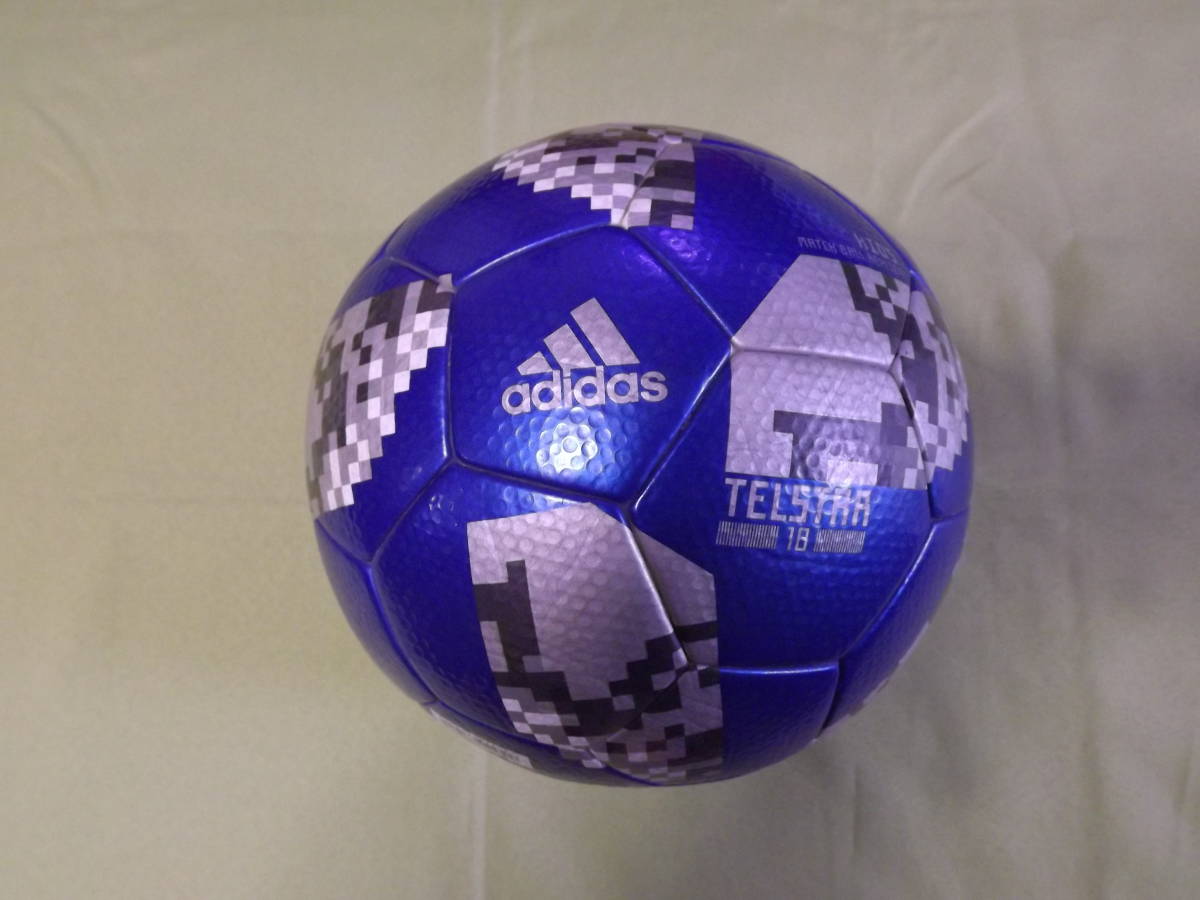 ワールドカップロシア大会の記念品です 2018FIFAワールドカップロシア大会公式記念コイン