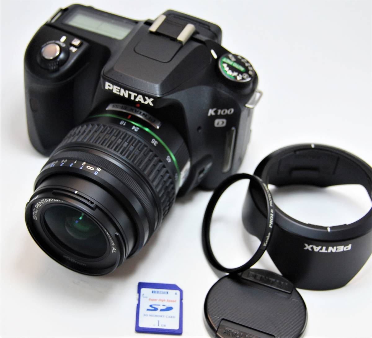 【やや傷や汚れあり】【簡易動作確認済】PENTAX K100D + DA 13.55.6 1855mm AL（フード/キャップ