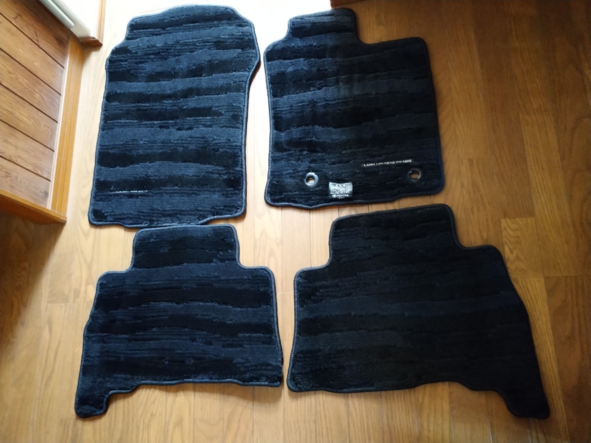ランクルプラド150 後期純正フロアマット7人乗り用 - その他 