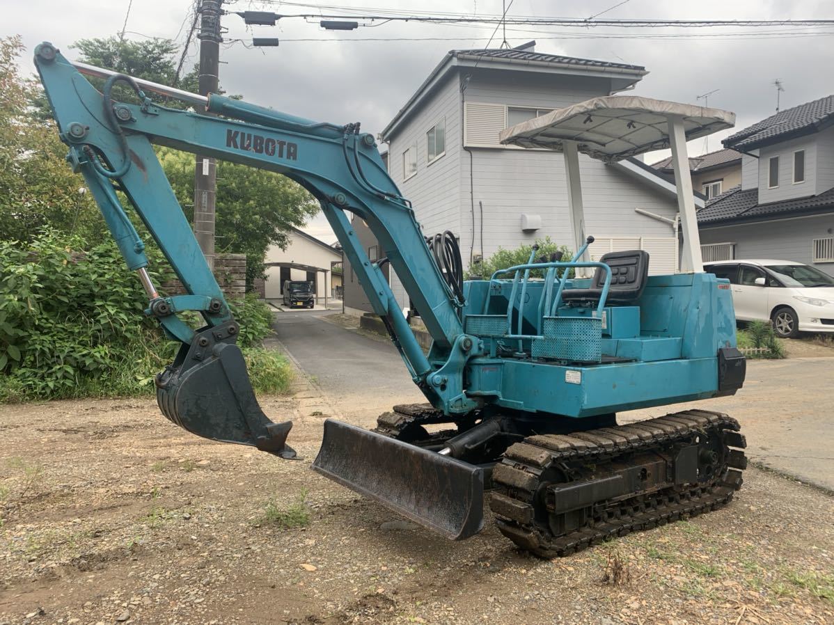 ユンボ・バックホー・油圧ショベル KH007