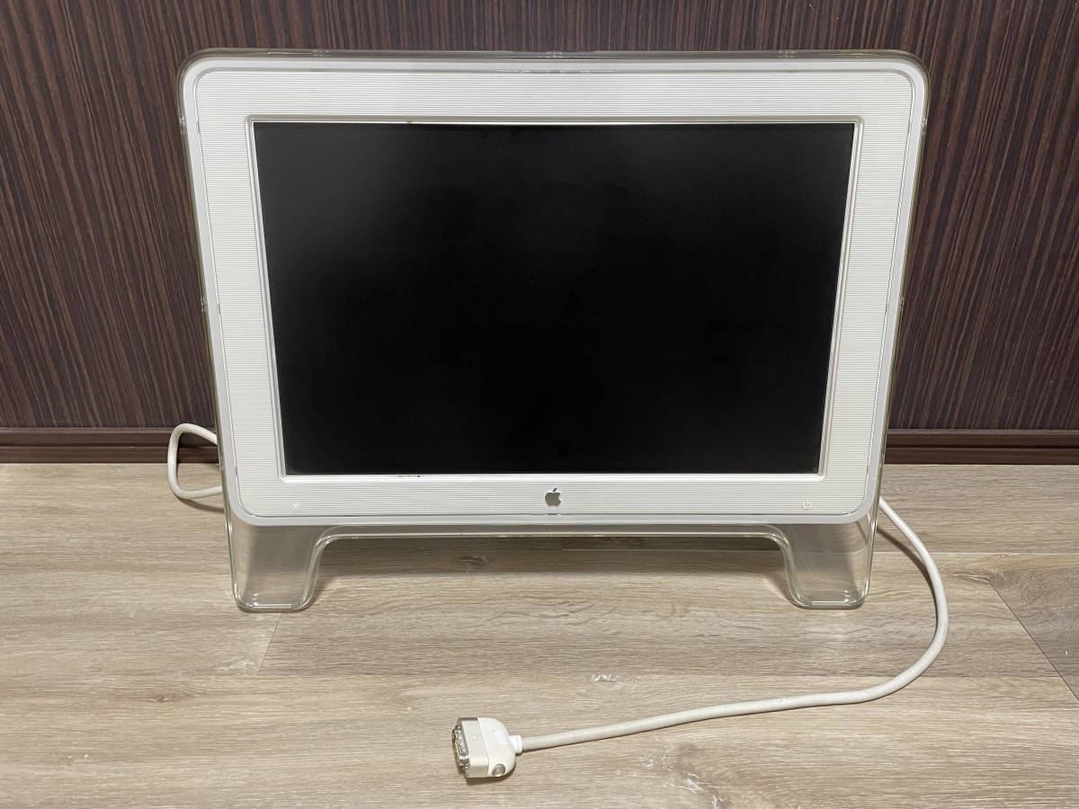 Apple Cinema HD Display 30インチモデル発売開始――アップル