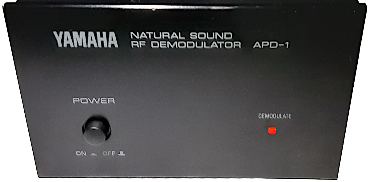 【やや傷や汚れあり】作動確認 AC3RF デモジュレーター YAMAHA ヤマハ APD1 APD1 LD レーザーディスク
