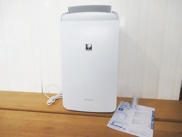 2023年製】シャープ 衣類乾燥 除湿機 CM-P100-W 極少 プラズマ 