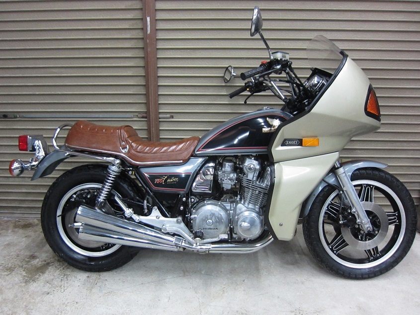 やや傷や汚れあり】希少絶版車 ホンダ CB750 カスタム