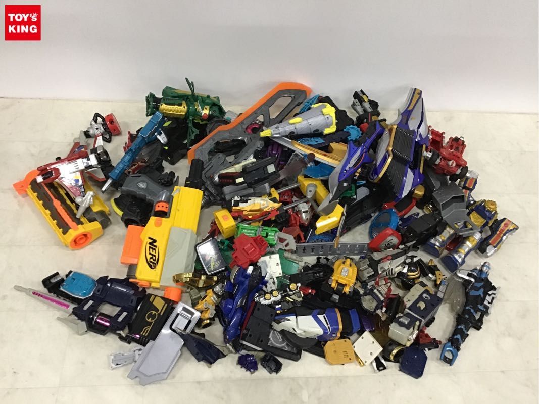 仮面ライダーと戦隊のおもちゃまとめて