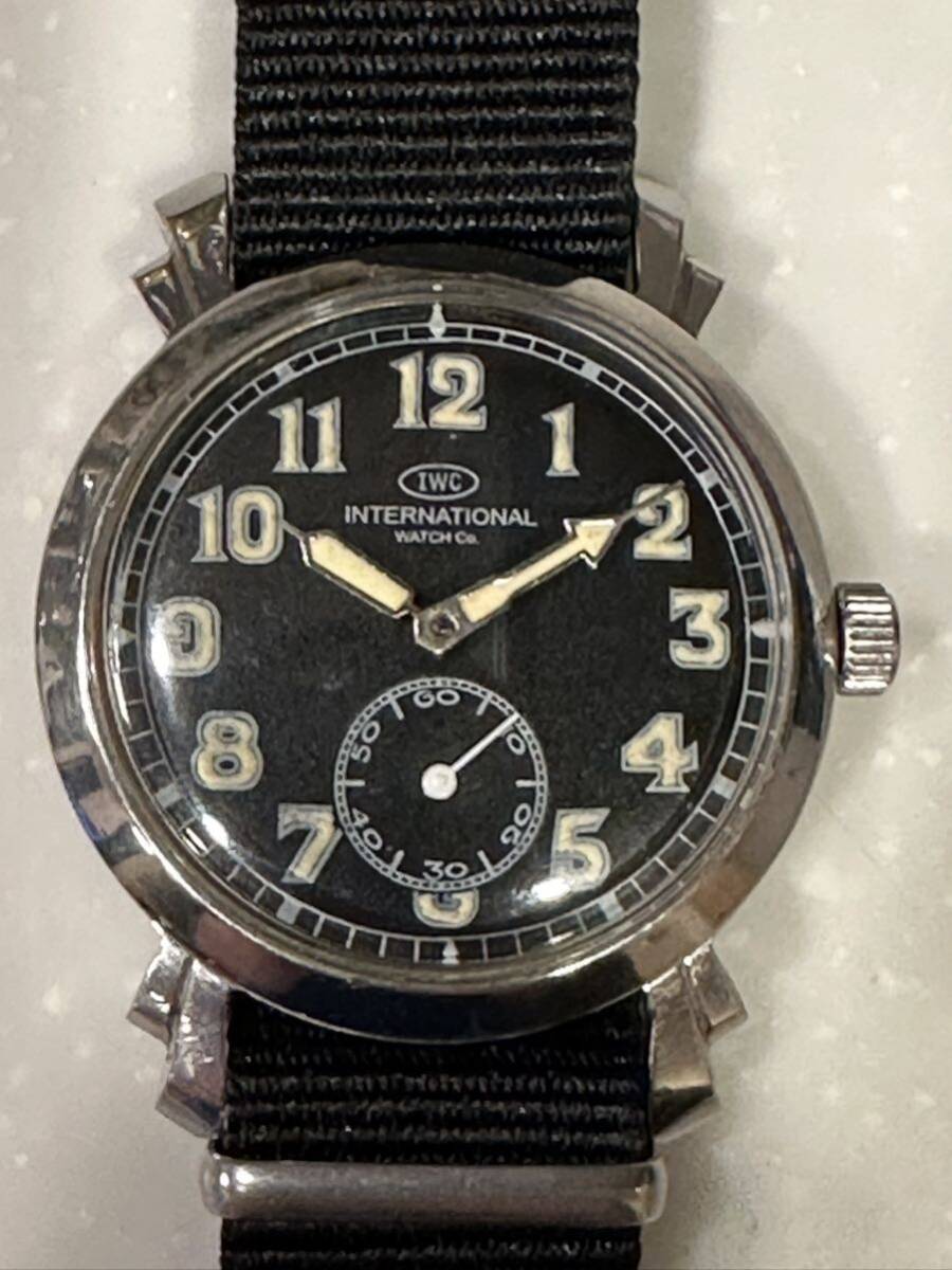 【やや傷や汚れあり】【アンティーク軍用時計】IWC インターナショナルウォッチカンパニー ミリタリーウォッチ手巻き スモセコ ベトナム戦争