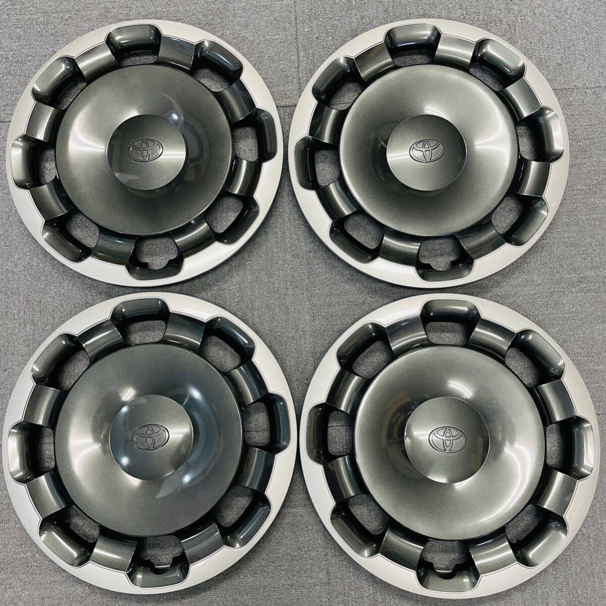 シエンタ ホイールキャップ Z 純正 新品・未使用 15インチ 4枚セット