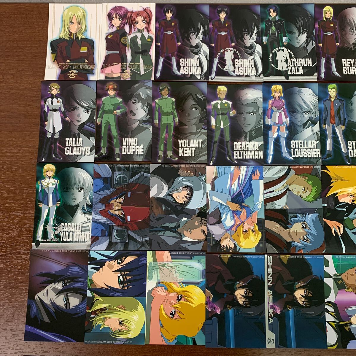 やや傷や汚れあり】機動戦士ガンダムSEED DESTINY フォトコレクション