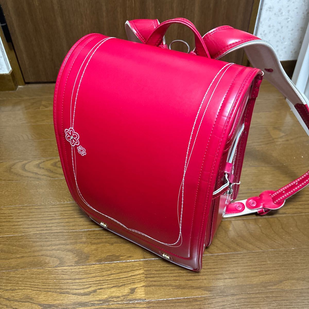 新品未使用 天使のはねモデルロイヤル セイバン 心許なく