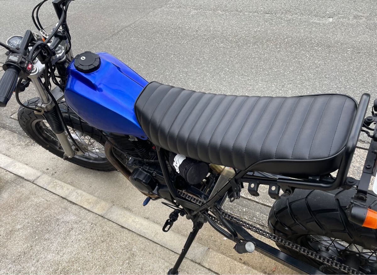 heavens タックロールシート　250TR 250TR カスタムシートカバー ブラック/タックロール | オートバイの