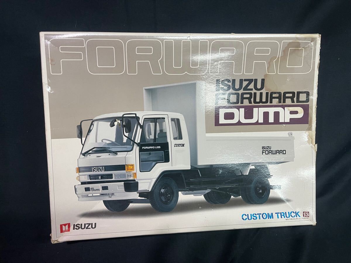 未使用に近い】未組立 アオシマ 1/32 いすゞ ISUZU カスタムトラック