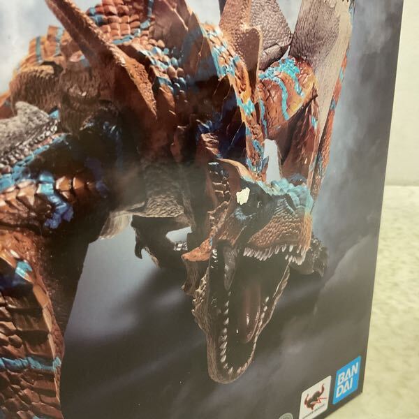 モンスターハンター スタンダードモデル　荒鉤爪ティガレックス　金雷公ジンオウガ カプコンフィギュアビルダー モンスターハンター スタンダード