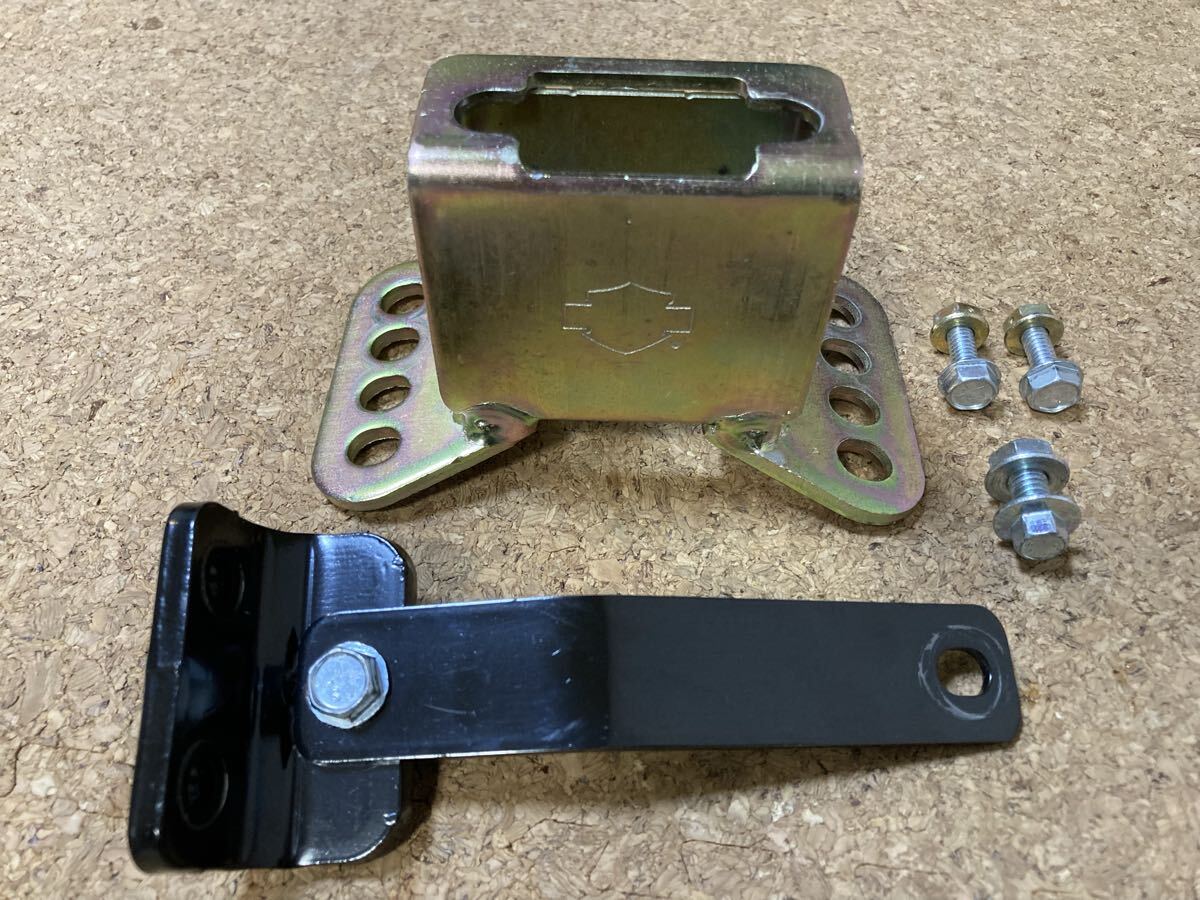 【目立った傷や汚れなし】【52589-09A】ハーレー純正 ライダーバックレストマウンティングキット 中古の落札情報詳細 - Yahoo ...