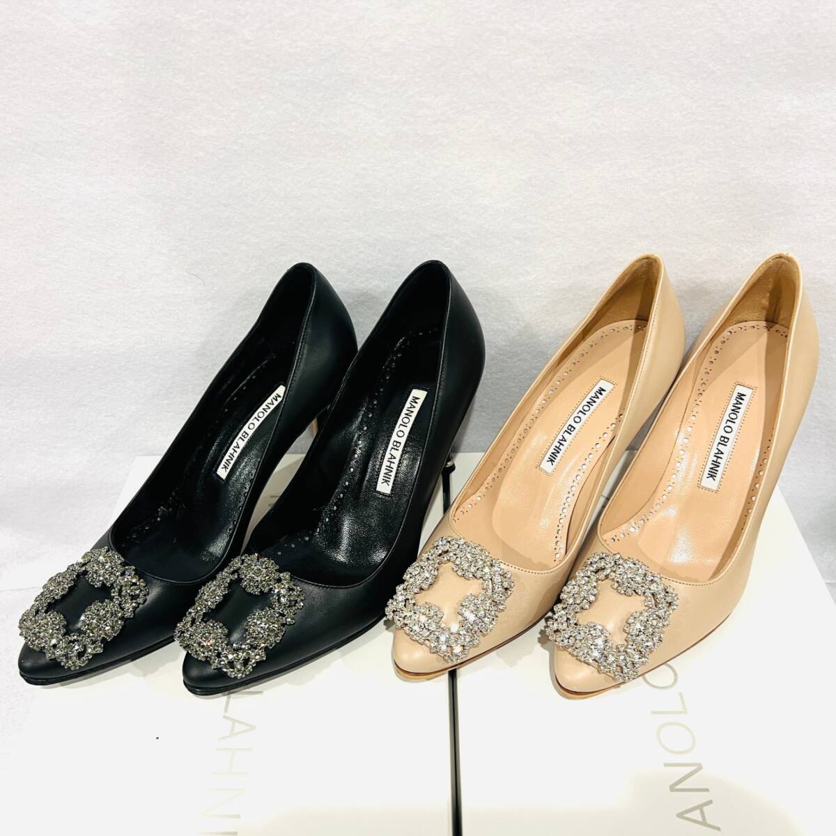 やや傷や汚れあり】マノロブラニク MANOLO BLAHNIK フラットシューズ