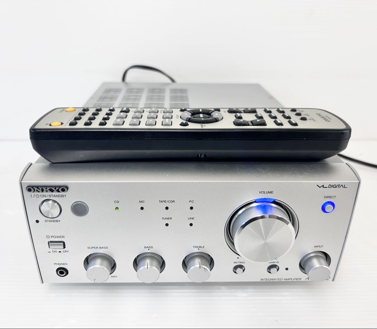 ONKYO　アンプ　A-5900 ステレオ 80s ONKYO INTEGRATED アンプ A-5900 動作正常 使用頻度低 重低音 美品